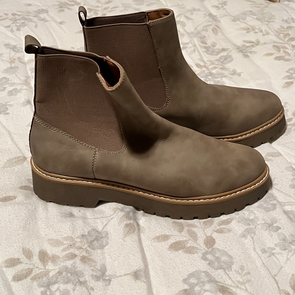 New Dolce Vita 🥾 Boots size 10
